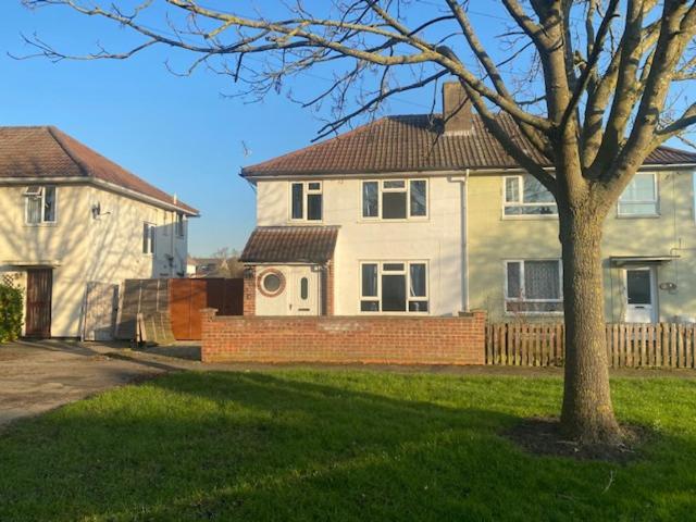 Modern 3 Bedroom House Cambridge  Exterior photo